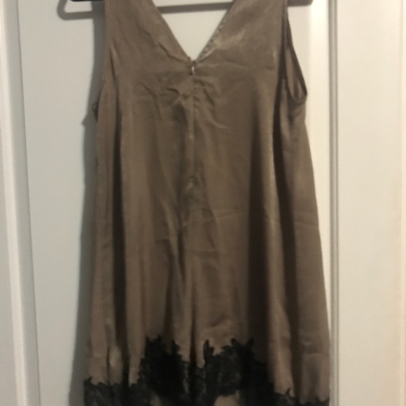 Lacey Silk Romper | Lush | NWT - Picture 7 of 7